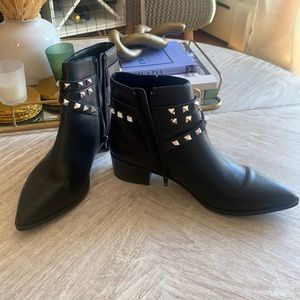 Steve Madden Women's Besto Studded Ankle Booties - Black Leather
